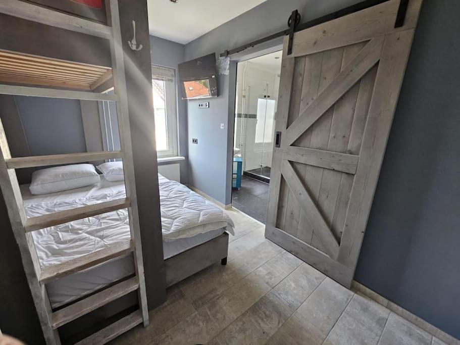 Bed and Breakfast Voormalig Politiebureau Gebruik Welnesstuin Tegen Betaling Ouddorp Zewnętrze zdjęcie